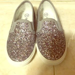 KIDS CLOTHES & SHOES SALE